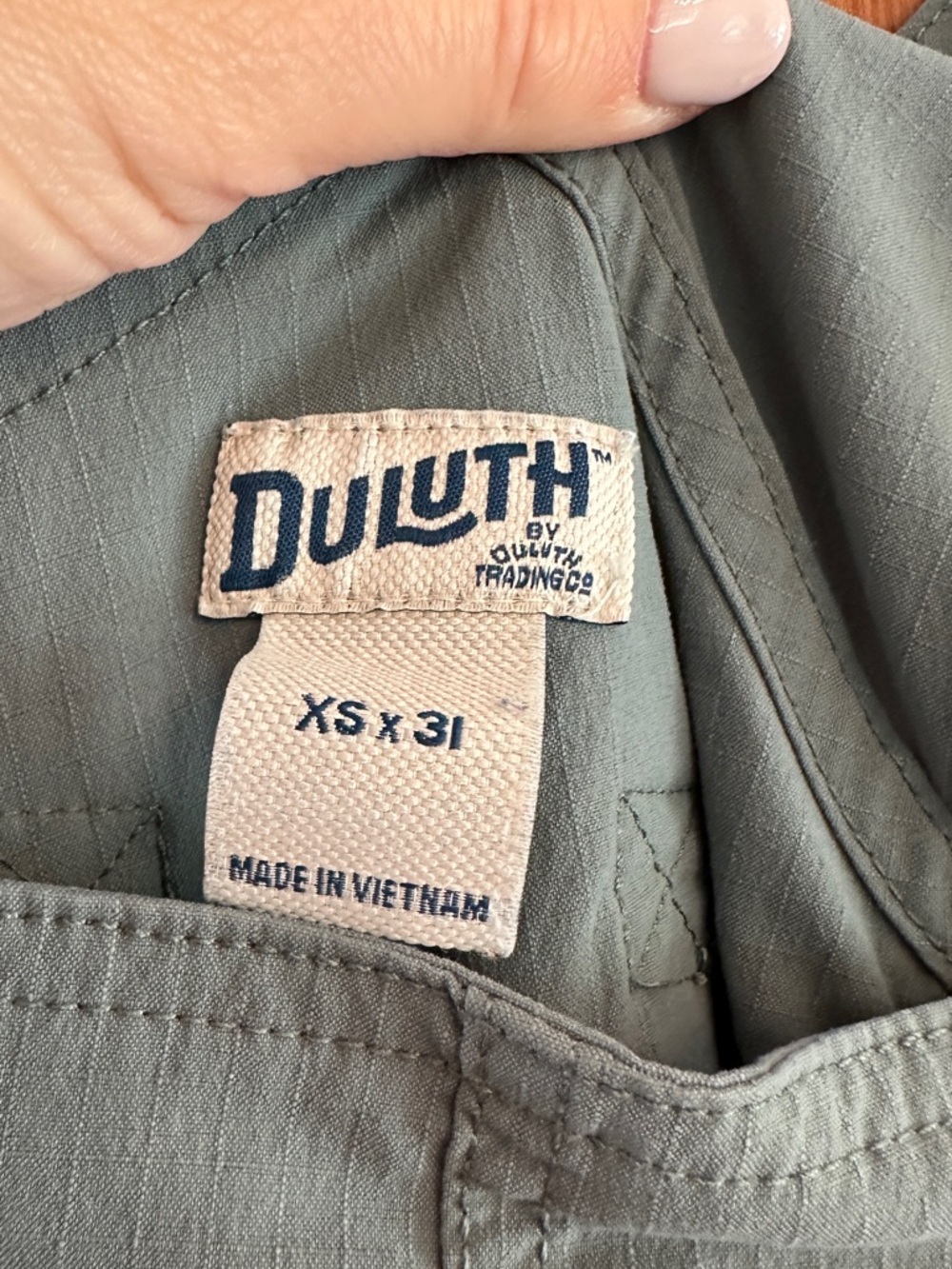 Duluth Heirloom Gardening Bib Overalls - Picture 8 of 9